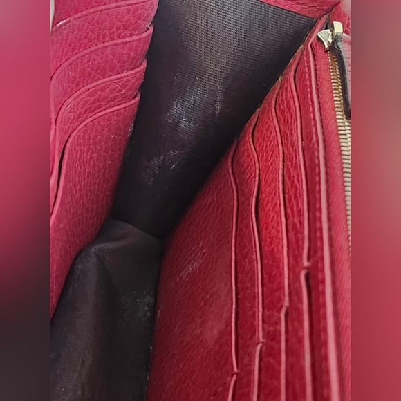 Gucci Interlocking G Chain Wallet Red Leather - Picture 12 of 16